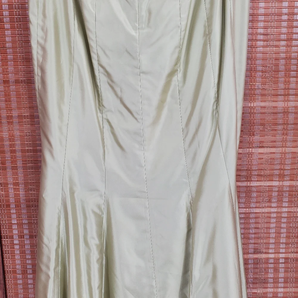 ♧ Carmen Marc Valvo Green Satin Mermaid Formal Skirt Size 16